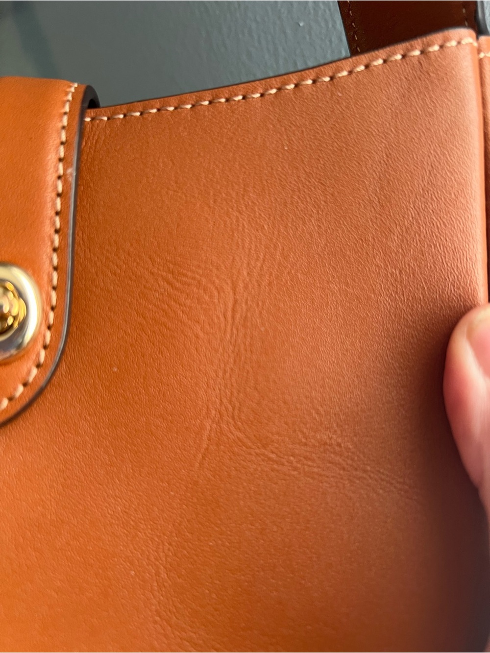 Coach Leather Crossbody Bag in Chestnut Brown with Gold Hardware - Picture 3 of 6